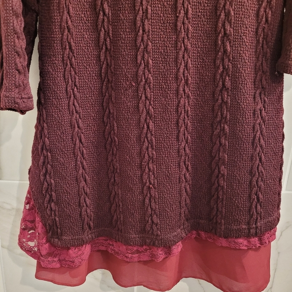 Dress - Picture 3 of 3